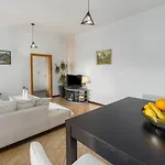 Zomzi Apartament