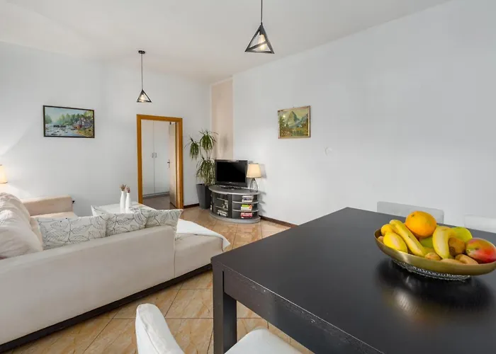 Zomzi Apartment