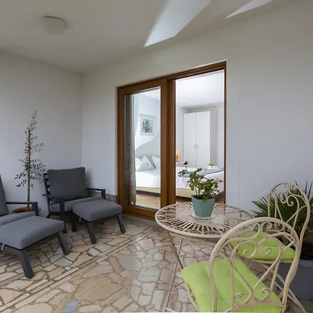 宗琪公寓酒店 *