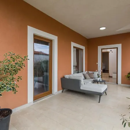 宗琪公寓酒店 波雷奇