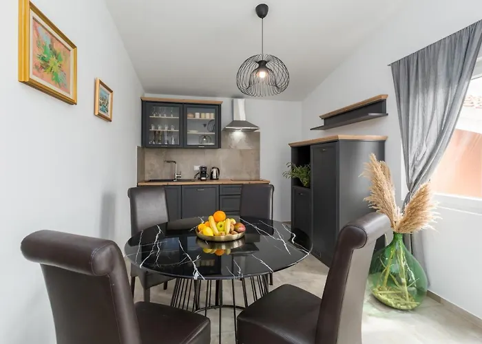 Zomzi Apartament Poreč