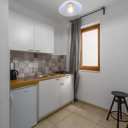Apartment Zomzi