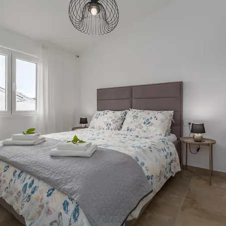 Zomzi Porec